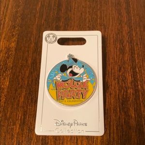 Disney Mickey pin
